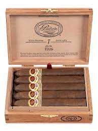 Padron Serie 1926 No.2 Natural premium cigar by Padron