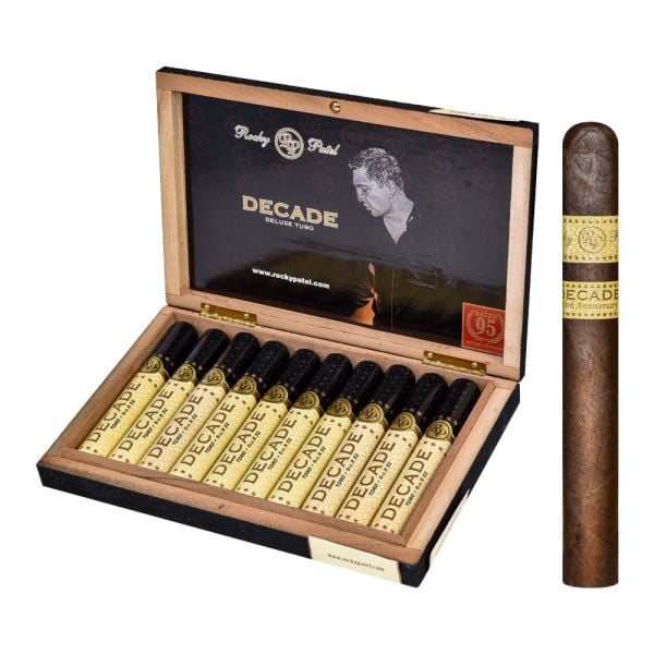ROCKY PATEL - Decade Toro premium cigar by ROCKY PATEL